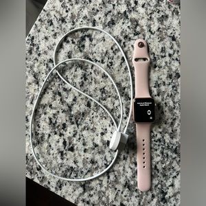 Apple Watch - Rose Gold Series 3 38mm